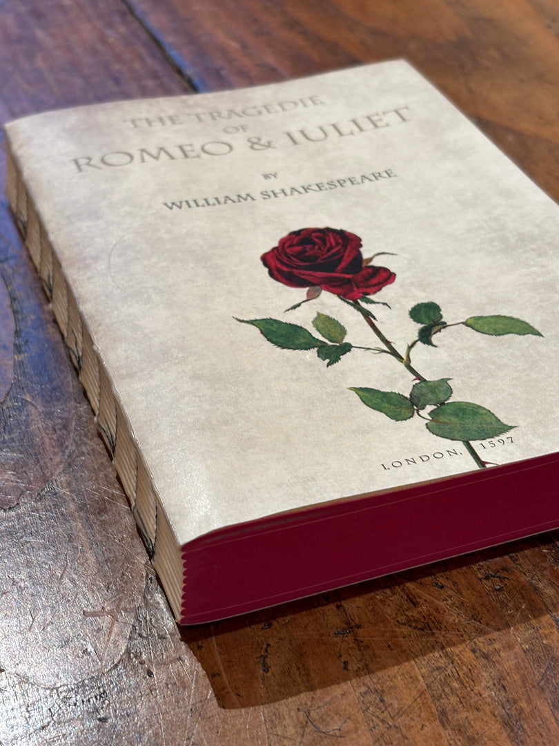 Romeo & Juliet, Libri Muti - Slow Design