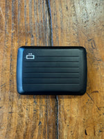 Chargez l'image dans le visionneur de galerie, Porte-carte Black Strié - Ögon Design