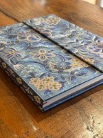 Chargez l'image dans le visionneur de galerie, Carnet A5 Fleur Bleue - Paperblank