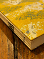 Chargez l'image dans le visionneur de galerie, Carnet A5 Grue Jaune - Legatoria La Carta