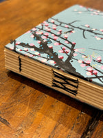 Chargez l'image dans le visionneur de galerie, Carnet A5 Cerisier - Legatoria La Carta