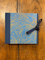 Chargez l'image dans le visionneur de galerie, Feuillage Or/Bleu - Petit Album Photo Trait