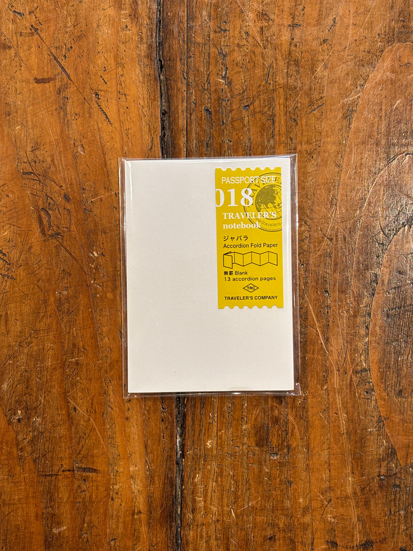018 - PAPIER ACCORDÉON Passport Size - Traveler's Notebook