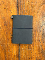 Chargez l'image dans le visionneur de galerie, Passport Size Bleu - Traveler's Notebook