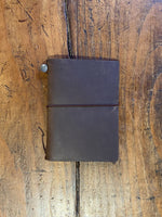 Chargez l'image dans le visionneur de galerie, Passport Size Brown - Traveler's Notebook
