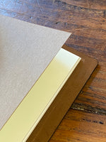 Chargez l'image dans le visionneur de galerie, Regular Size Olive - Traveler's Notebook