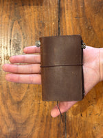 Chargez l'image dans le visionneur de galerie, Notebook Marron 20th Anniversary - Traveler's Notebook