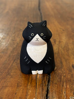 Chargez l'image dans le visionneur de galerie, Chat Hachiware Figurine en Bois - T-Lab.