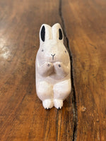 Chargez l'image dans le visionneur de galerie, Lapin Figurine en Bois - T-Lab.