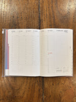 Chargez l'image dans le visionneur de galerie, Agenda 2027 Diary 2027 Gradient Pink - Mark's Europe
