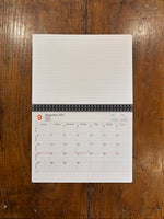 Chargez l'image dans le visionneur de galerie, Calendrier 2027 Khaki - MARK'S Europe